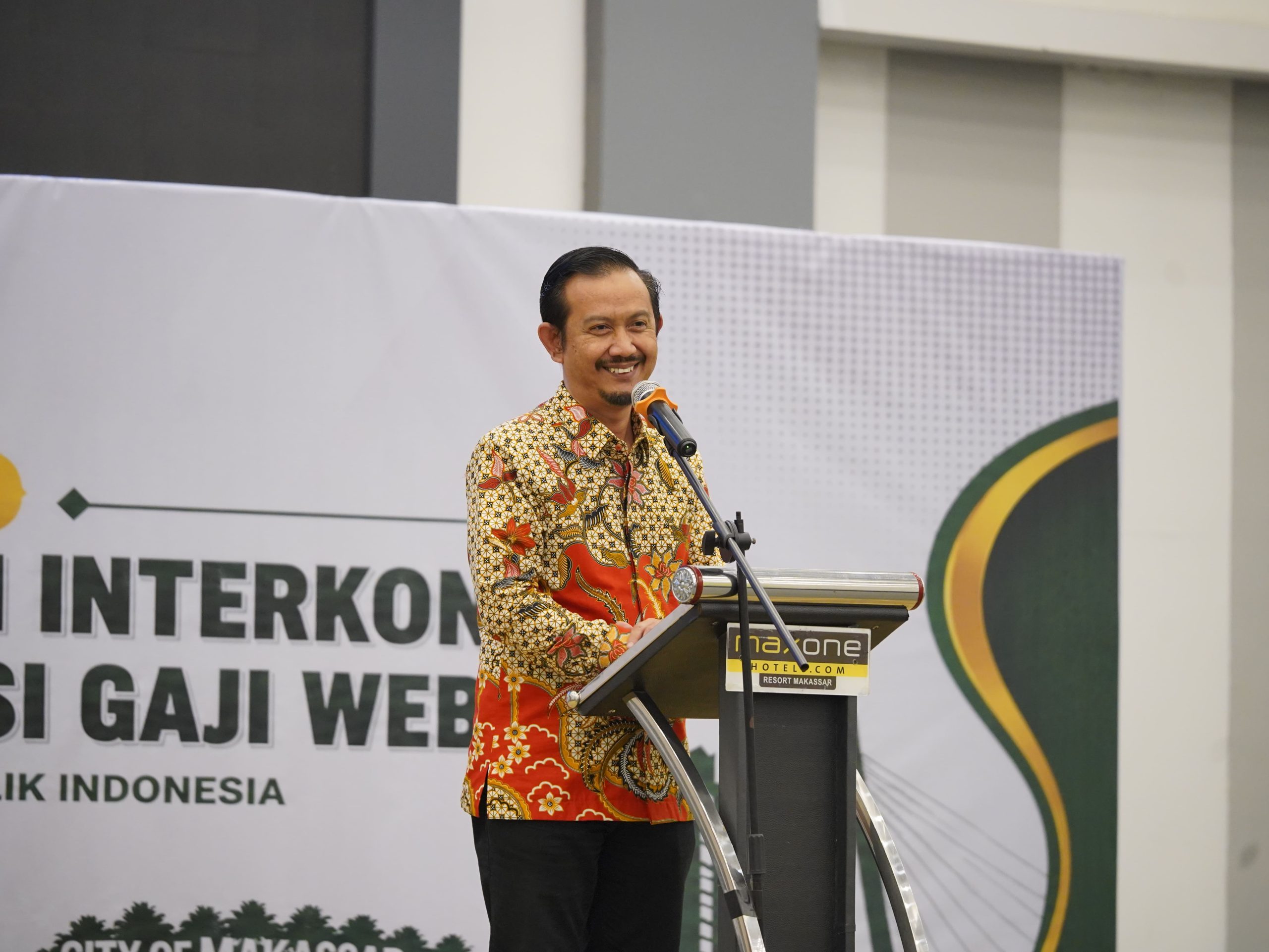53 Tahun H. Anwar Abubakar: Kisah Keteladanan dari Staf TU Pelosok Menuju Puncak Pengabdian Birokrasi