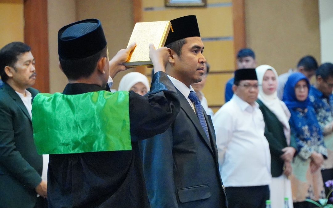 Lengkap Kembali Jajaran Pimpinan, Rektor UIN Alauddin Lantik Dr. Baso Pallawagau sebagai Wakil Dekan III Fakultas Adab dan Humaniora